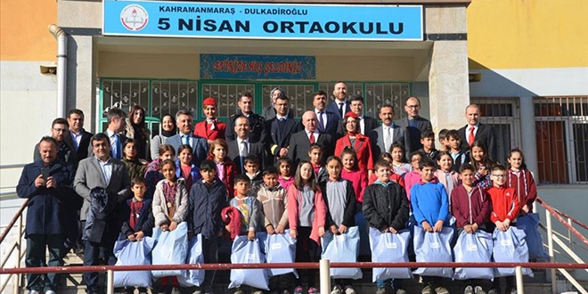 THY personeli öğrencilere mesleki tecrübelerini anlattı