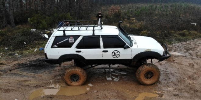 Baba yadigarı 1996 model Kartal'ı 4x4 cipe çevirdi