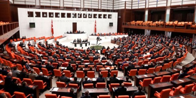 Ak Parti'den CHP'ye yant: Propaganda peindeler