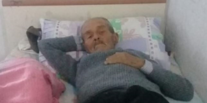 Yaşlı adam idrarını tutamadı, yangında öldü