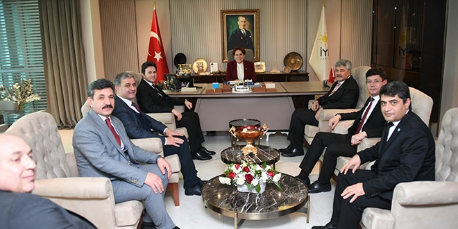 Meral Akener, 4 ile belediye bakann kabul etti