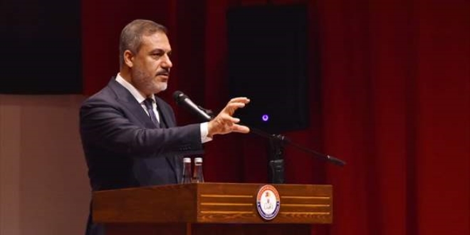 MİT Başkanı Fidan'dan akademi öğrencilerine konferans