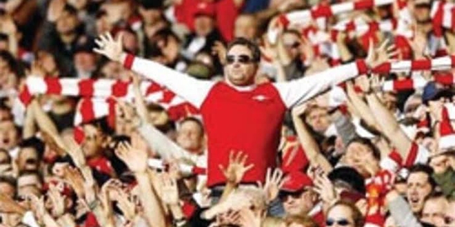 Artık tribünlere ayakta seyirci alınabilecek