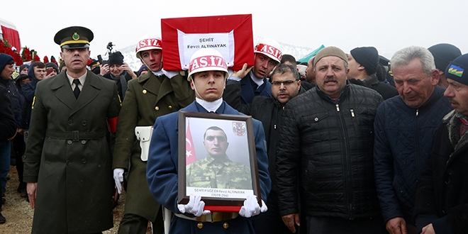 Şehit Sözleşmeli Er Altınayak, Konya'da toprağa verildi