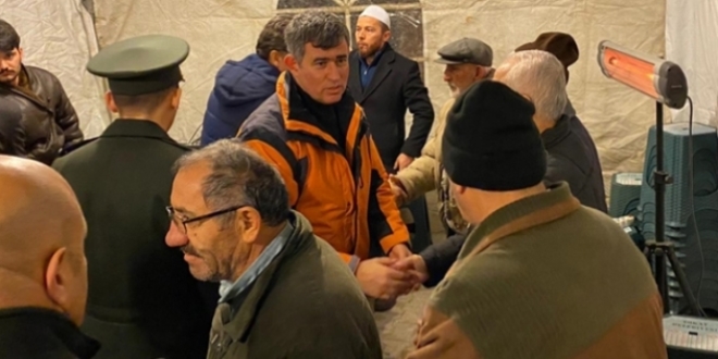 Feyzioğlu'ndan şehit Teğmen'in ailesine taziye ziyareti