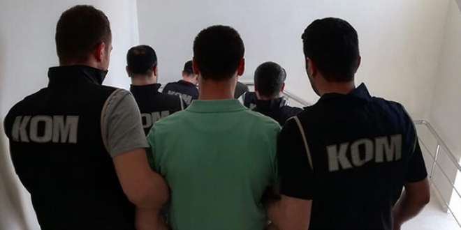 4 ilde FETÖ operasyonu! 10 gözaltı