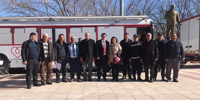 İlçe, Mehmet öğretmen için tek yürek oldu