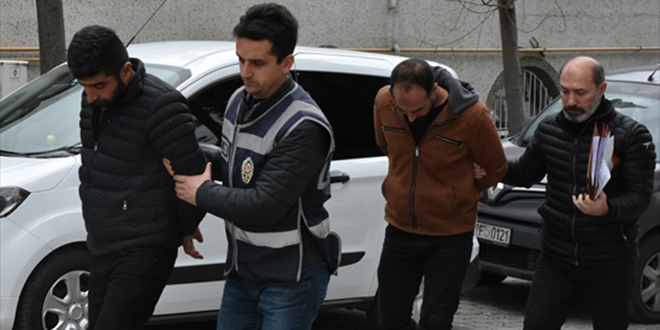FETÖ bahanesiyle dolandırıcılık yapan 2 kişi tutuklandı