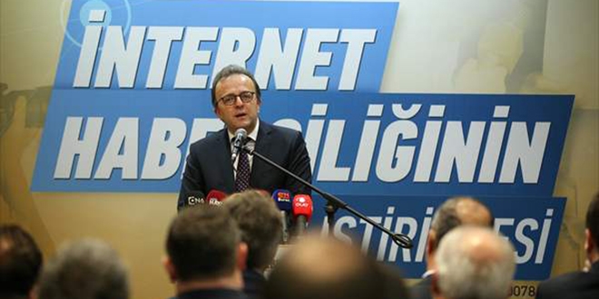 'Yazılı basın her gün biraz daha geriye gidiyor'