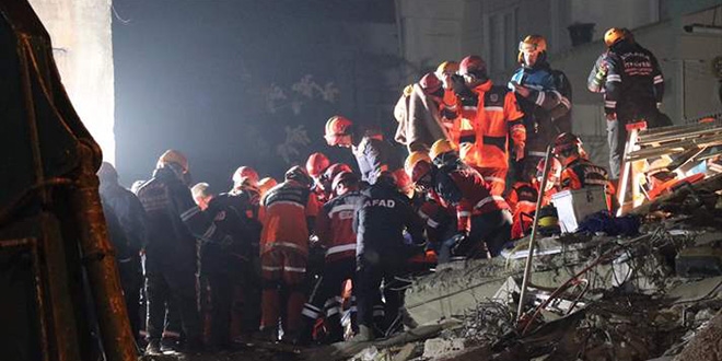 Depremde hayatını kaybedenlerin sayısı 35'e yükseldi