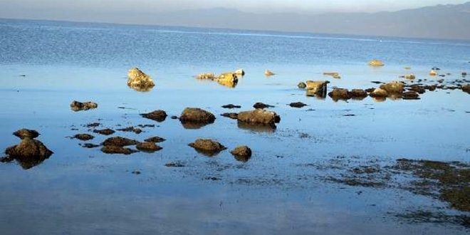 Deniz çekildi, antik limanın kalıntıları su yüzeyine çıktı