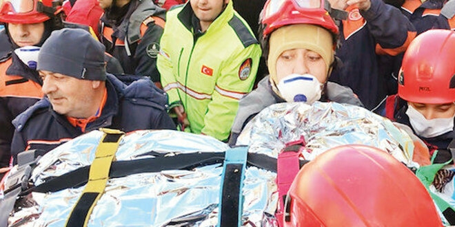 'Önce o teyzeyi kurtarın'