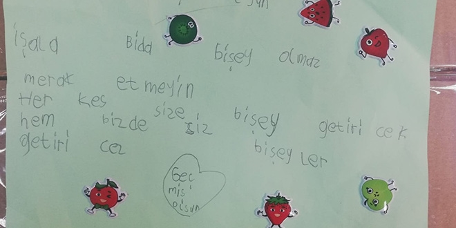 Yardım paketlerinden çıkan duygu dolu mektuplar