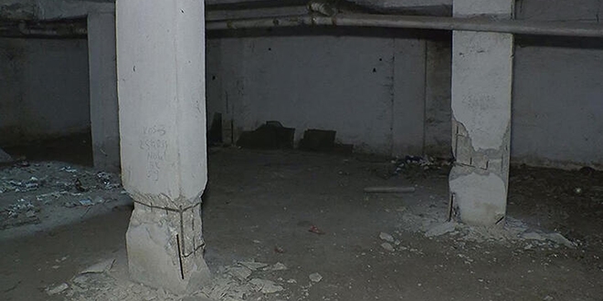 Mühüre rağmen ağır hasarlı binalara döndüler
