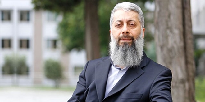 Yıldız Teknik'ten, profesörün paylaşımına tepki