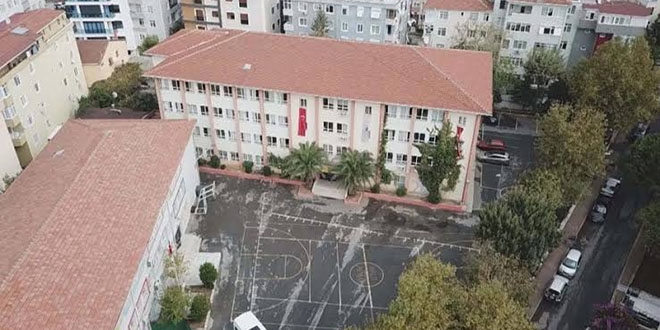 İstanbul'daki ağır hasarlı okul binaları yıkılacak