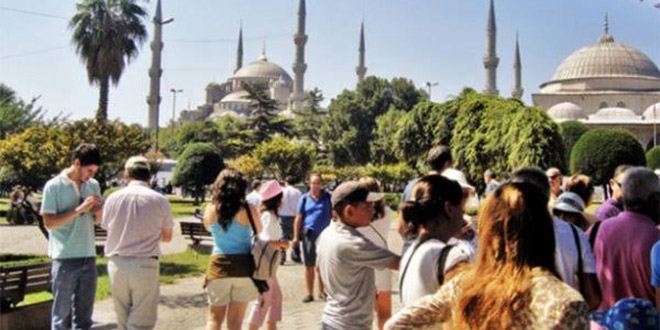 İstanbul'a geçen yıl 15 milyon turist geldi