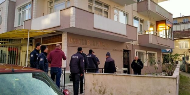 Babasının beylik silahıyla oynarken kendini vurdu