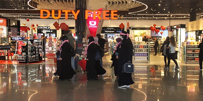 İstanbul Havalimanı Arap turistlerin alışveriş merkezi oldu