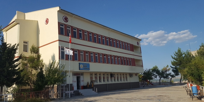 76 firmanın desteğiyle, 218 kalem sorunu çözen tek ilkokul