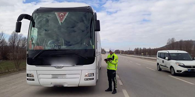 Şehirler arası yolcu taşıyan 268 otobüs trafikten men edildi