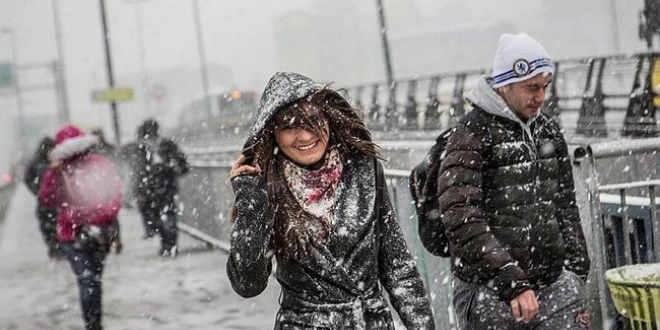 İstanbul'da kar yağışı başladı