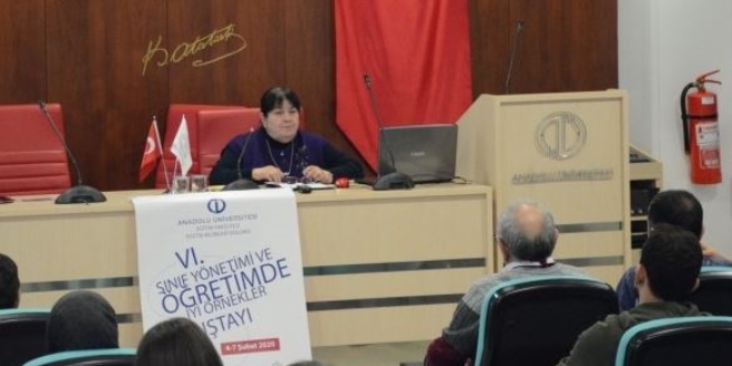 AÜ'de İngilizce öğretiminde yapılan hatalar konuşuldu