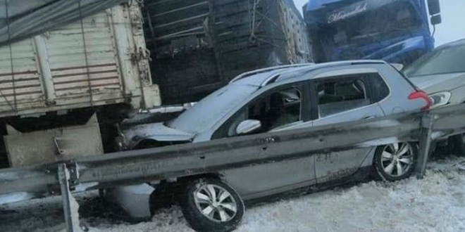 Konya'da zincirleme trafik kazası: 15 yaralı