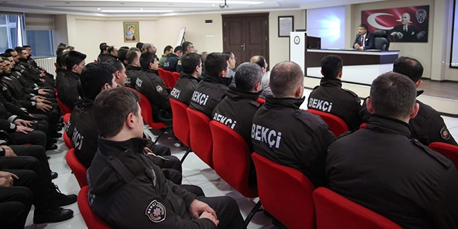 Trabzon İl Emniyet Müdürü, bekçilerle bir araya geldi
