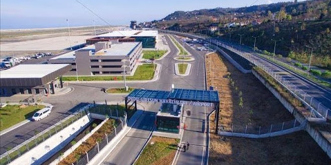 Ordu-Giresun Havalimanı'nda ulaşıma kar engeli