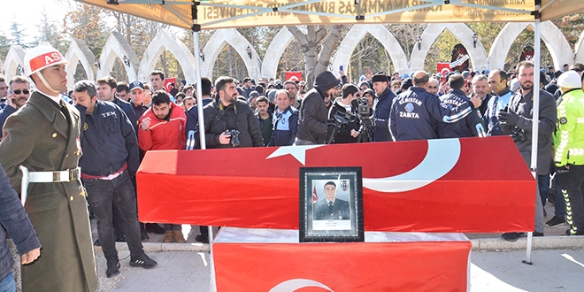 Şehit Uzman Onbaşı Ceyhun Taş, toprağa verildi