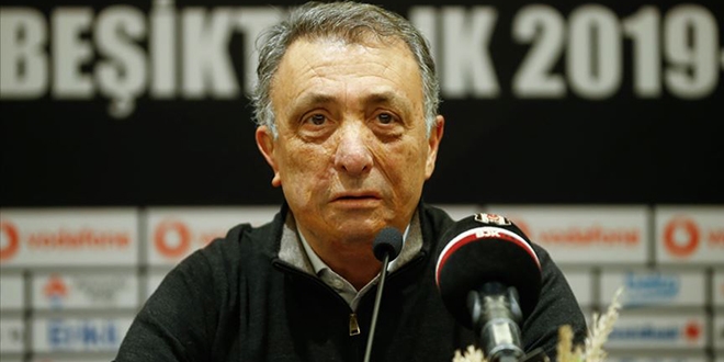 BJK Başkanı Ahmet Nur Çebi'nin dirseği kırıldı