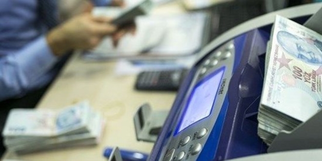 Tüm bankaların EFT ücretlerine üst sınır getirildi