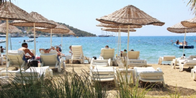 Yurtlarda öğrenci dışı kalanlar vergi verecek