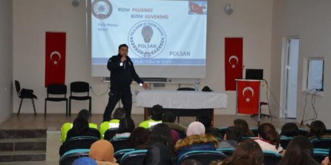 Öğrencilere polislik mesleği anlatıldı