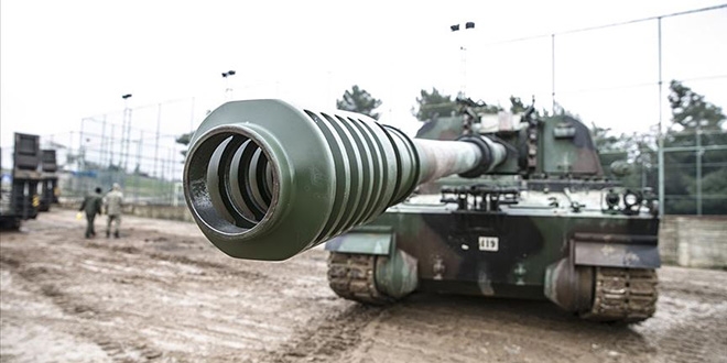 Suriye sınırına tank ve Fırtına obüsü takviyesi