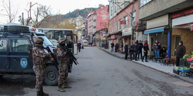 Trabzon'da emniyetten 68 ekip ve 214 personel ile şok uygulaması