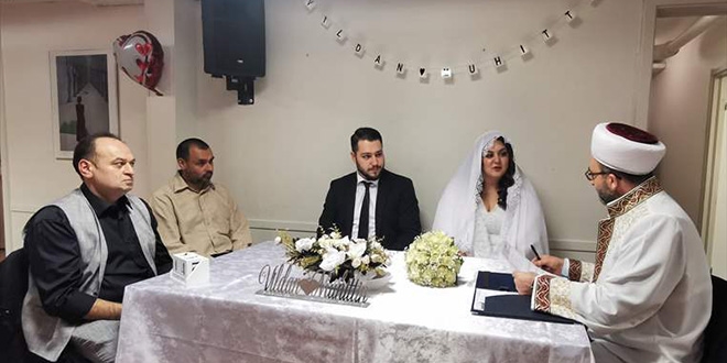 Danimarka'da Trk imamlar resmi nikah kymaya balad