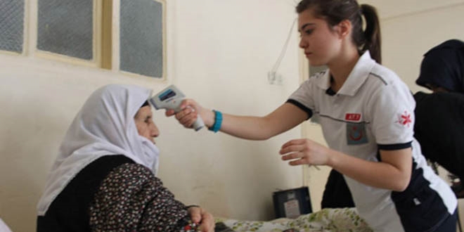 Devletten 517 bin kişiye evde bakım hizmeti