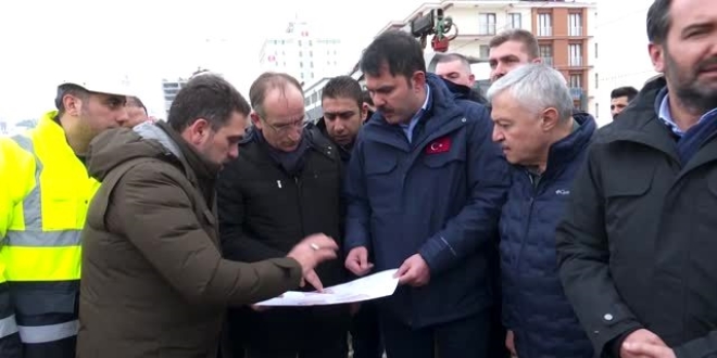 Bakan Kurum, deprem blgesinde inceleme yapt