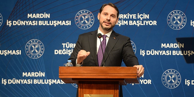 Bakan Albayrak: Yzde 5'in stnde byme bekliyoruz