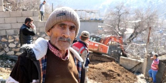20 yıl sonra evinin yolunu icrayla açtırdı