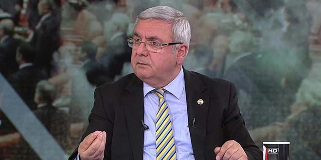 Metiner: Bazı bürokratların davranışları rahatsız edici