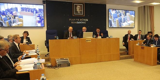 Ekonomiye ilişkin 'torba teklif'in 3 maddesi kabul edildi