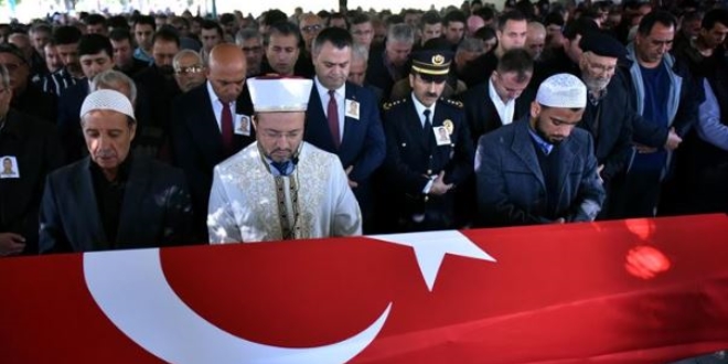 Hayatını kaybeden bekçi son yolculuğuna uğurlandı