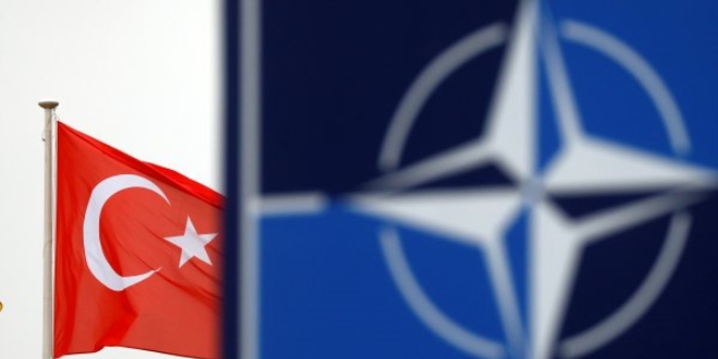 Atina NATO itirazını geri çekti