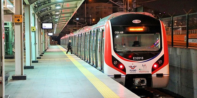 Marmaray aktarmalarında sefer aralığı azalıyor, kapasite artıyor