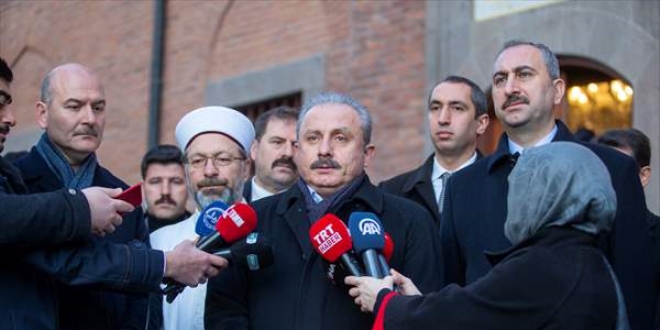 Şentop: Bütün arzumuz, gönlümüz, dualarımız askerlerimizle beraber