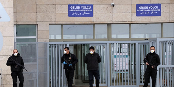 İran'dan dönen 18 Türk vatandaşı gözlem altında