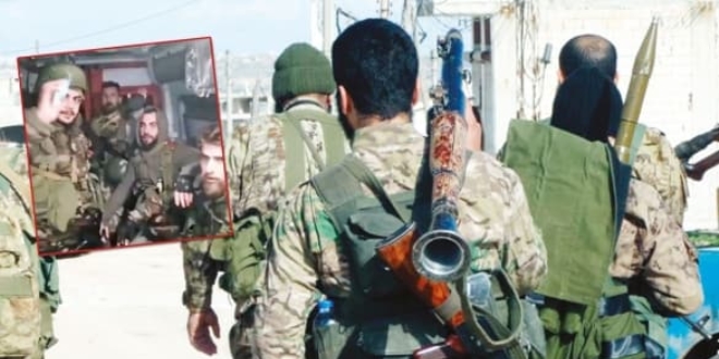 Türkler vurmaz diye ambulansa saklanıyorlar